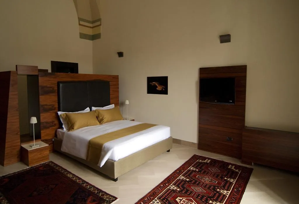 Alvino Suite And Breakfast Lecce 2*,