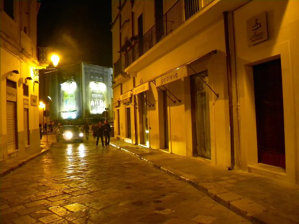 Alvino Suite And Breakfast Lecce Bed & Breakfast